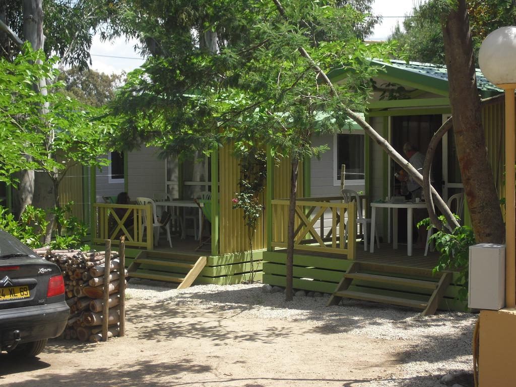 Camping La Cle Des Champs Καλβί Εξωτερικό φωτογραφία