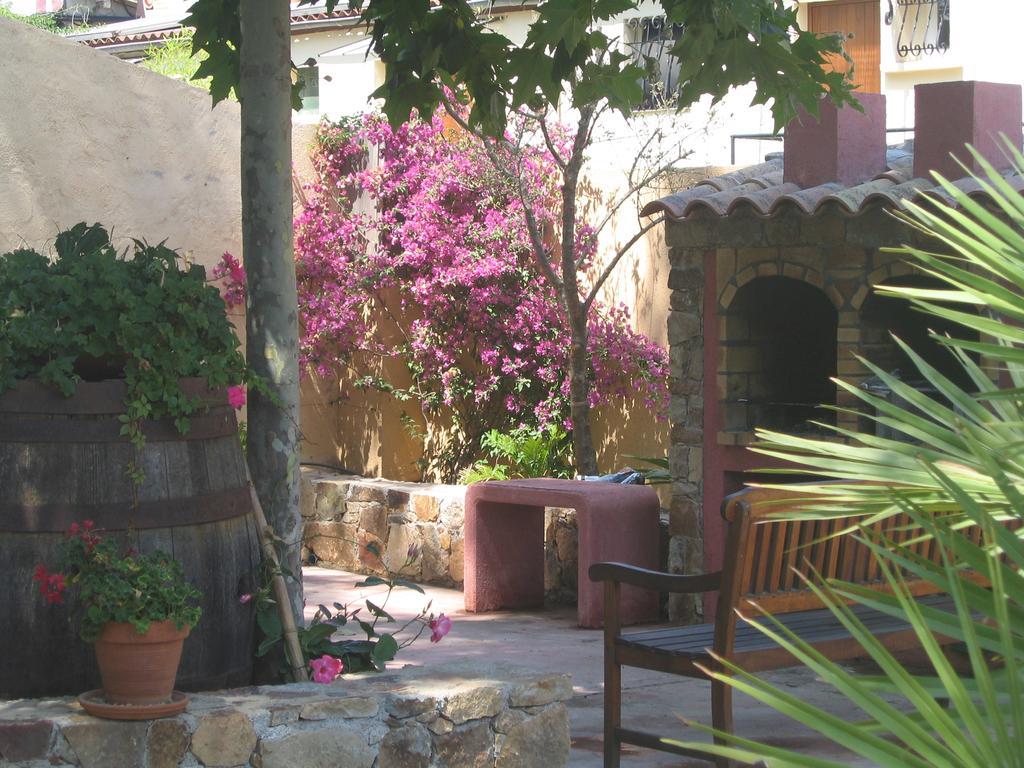Camping La Cle Des Champs Καλβί Εξωτερικό φωτογραφία